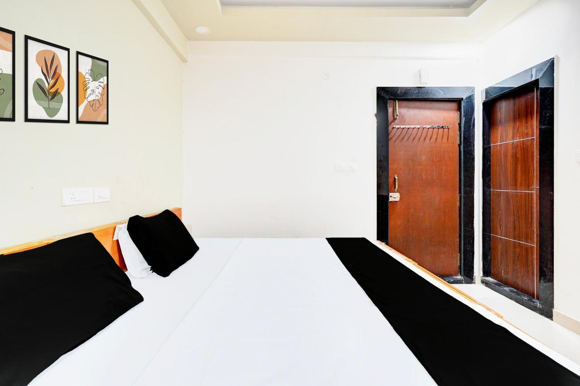 Super Hotel O Sri Vishnu Prime Opposite The Studio Salon, Kundalhalli Gate Бенґалуру Екстер'єр фото